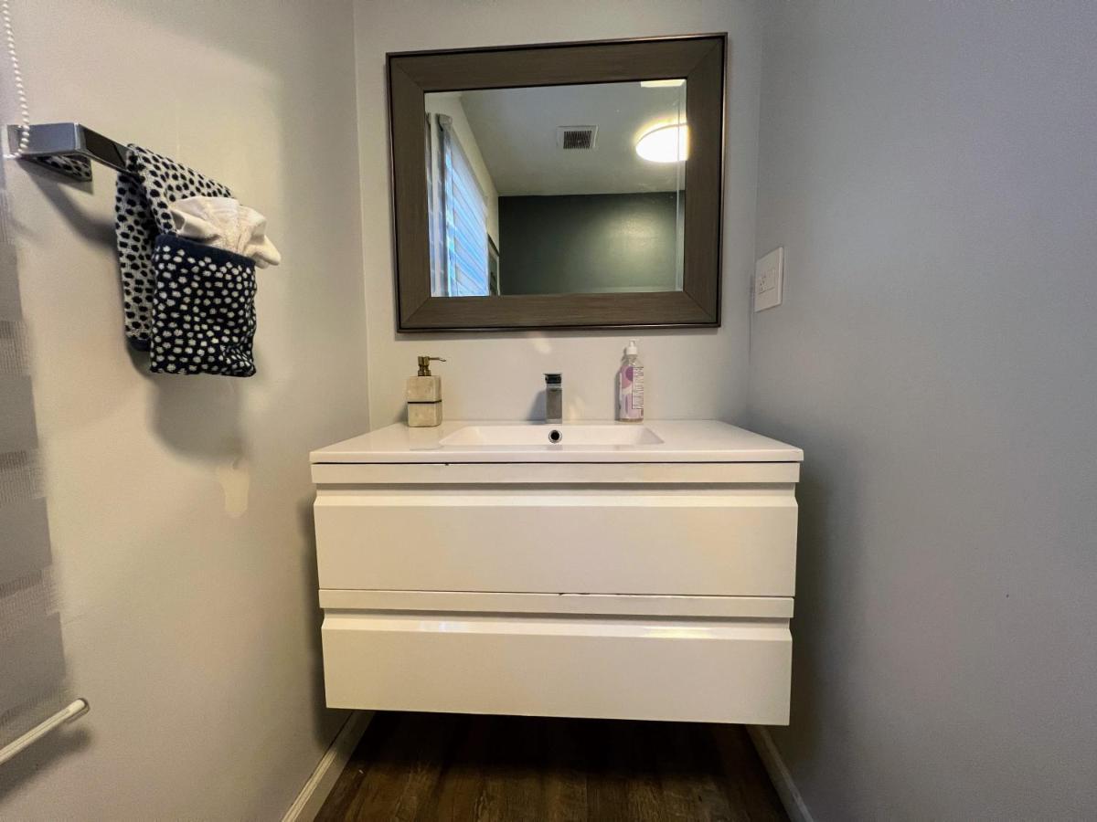 Сasa de vacaciones Secluded 2br 2ba Unit Near & Dtla